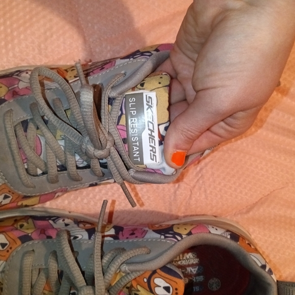 Sketchers work shoes - Picture 4 of 4